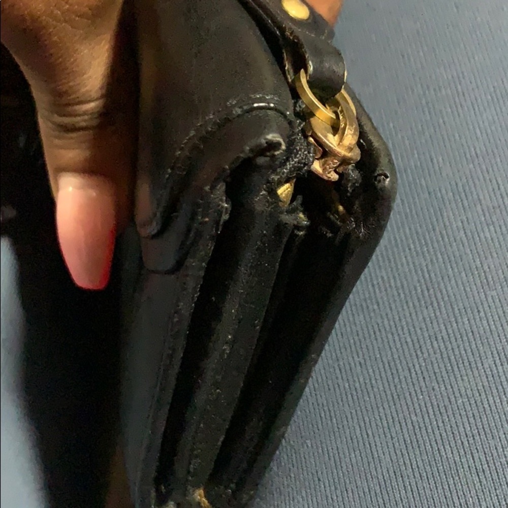 Ferragamo black leather wallet with tassel & gold - Picture 4 of 8